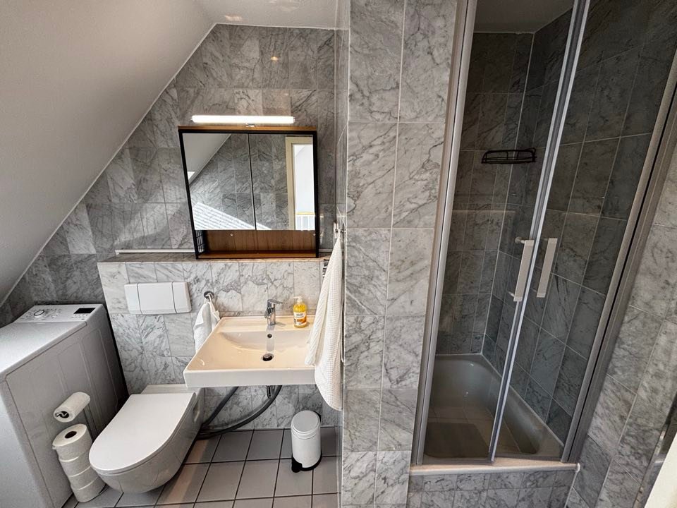 Bad mit Dusche