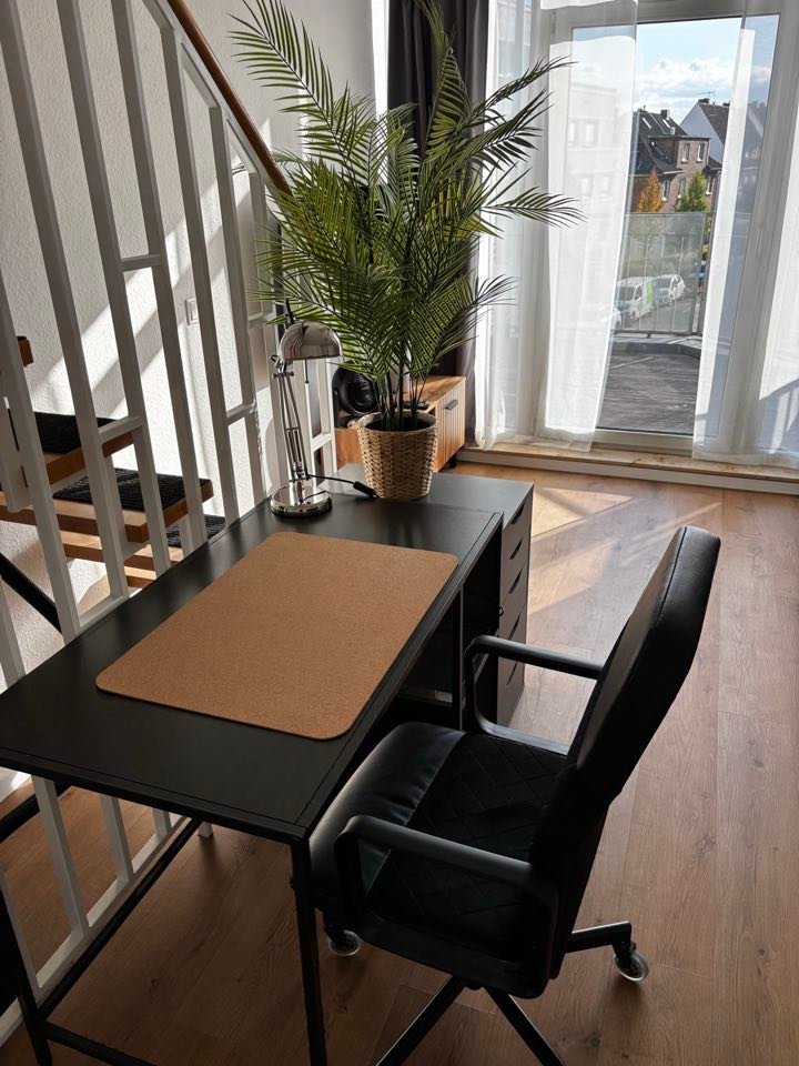 Arbeitsplatz mit Tageslicht